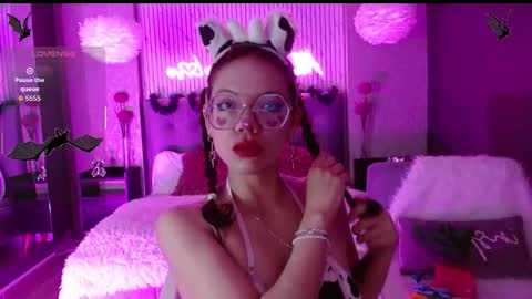 JADE online show from 10.13.25