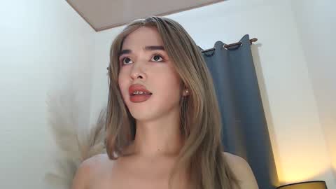 Snapshot of jade_the_vergin02 chatting on 02.06.26 Adriana online show from 02.06.26