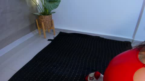 jadee__ online show from 01.06.25