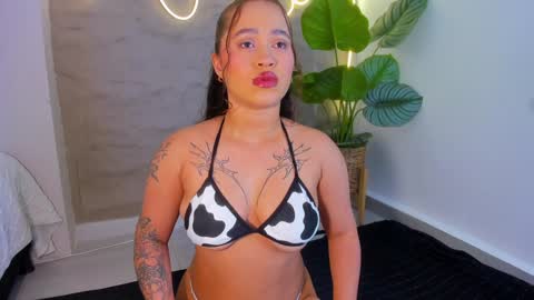 jadee__ online show from 01.21.25