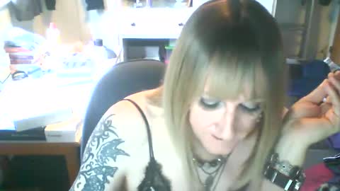 Jademinx online show from 01.23.25