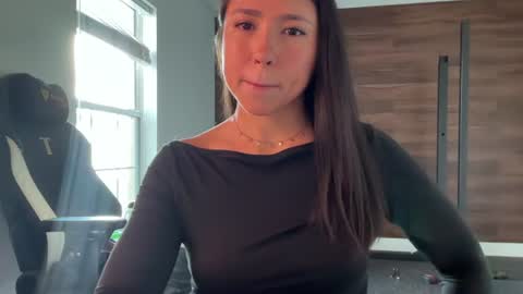 Snapshot of jadelove_ chatting on 07.15.26 Jade Love online show from 07.15.26