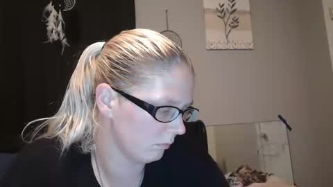 Snapshot of jadeluv chatting on 12.09.24 JadeLuv online show from 12.09.24