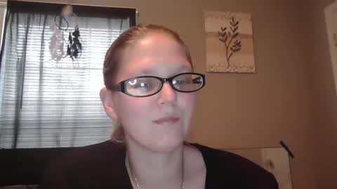 Snapshot of jadeluv chatting on 02.01.25 JadeLuv online show from 02.01.25