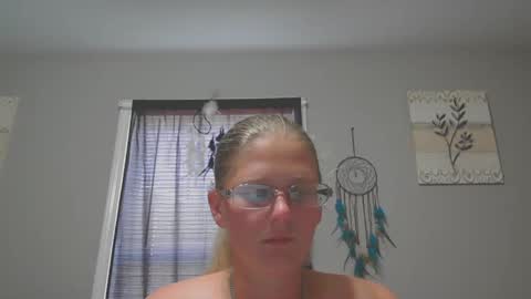 JadeLuv online show from 09.28.25