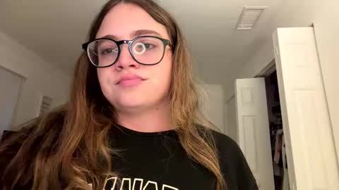 jademonroe0522 online show from 11.17.25