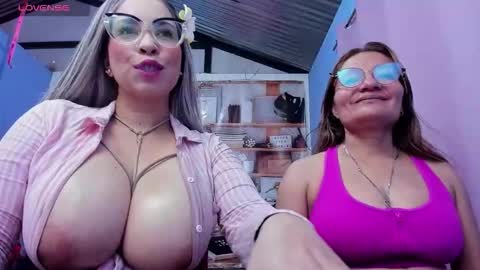 JADEMOOMS online show from 10.20.25