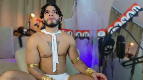 Snapshot of jadenfeynman chatting on 11.02.25 Jaden Feynman online show from 11.02.25