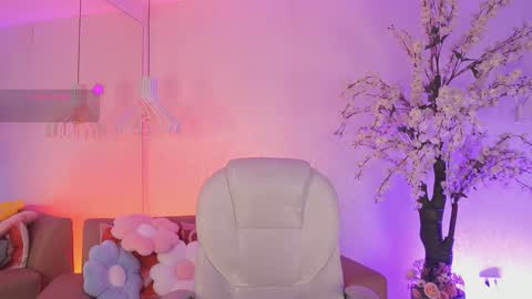 Snapshot of jadesummerr chatting on 02.21.26 Jade Summer online show from 02.21.26