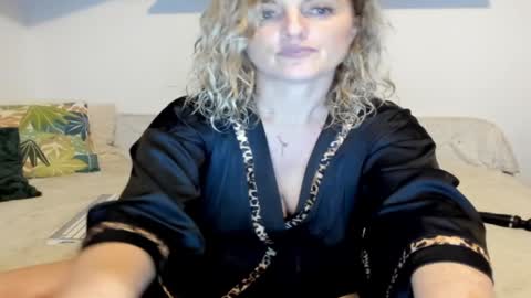 elena online show from 02.05.25
