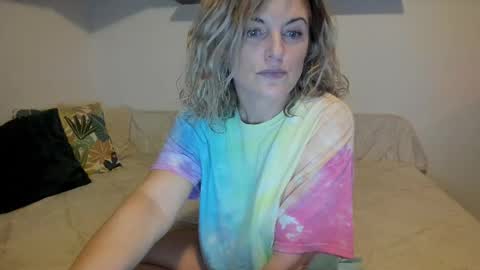 elena online show from 02.26.25