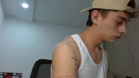 Snapshot of jaico_santos1 chatting on 05.22.26 Jaico online show from 05.22.26