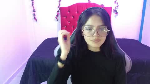 Snapshot of jaide387017 chatting on 04.30.26 jaide387017 online show from 04.30.26