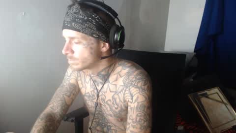 Snapshot of jake265897 chatting on 10.03.25 showingitoff online show from 10.03.25