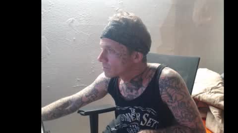 Snapshot of jake265897 chatting on 10.20.25 showingitoff online show from 10.20.25