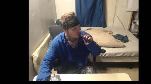 Snapshot of jake265897 chatting on 11.03.25 showingitoff online show from 11.03.25