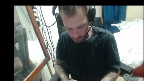 Snapshot of jake265897 chatting on 07.10.26 showingitoff online show from 07.10.26
