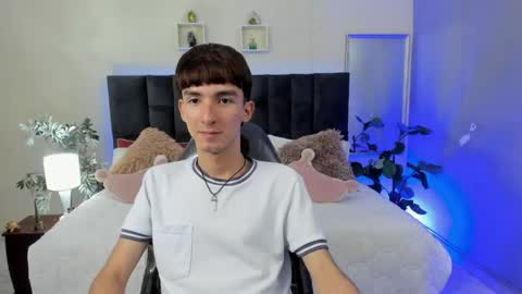 Snapshot of jake_evanss_ chatting on 05.16.26 JAKE online show from 05.16.26