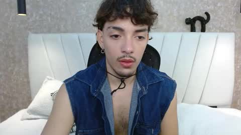 jake_laraxxx online show from 09.21.25