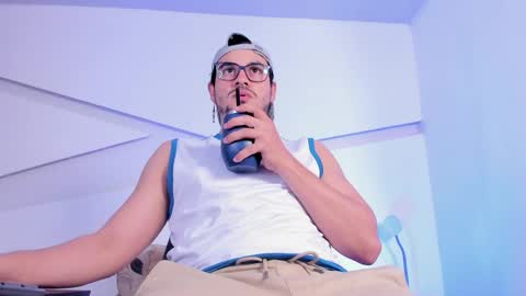 Jake  online show from 04.10.26