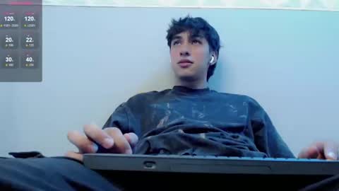 Snapshot of jake_tripp chatting on 10.08.25 jake_tripp online show from 10.08.25