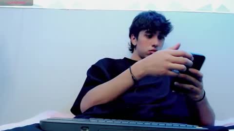 Snapshot of jake_tripp chatting on 10.28.25 jake_tripp online show from 10.28.25