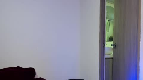 Snapshot of jakee_brown chatting on 02.06.25 Santiago online show from 02.06.25