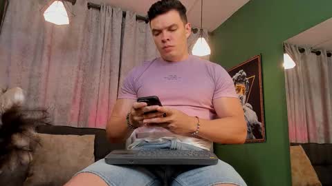 Snapshot of jakee_tyler chatting on 11.02.25 Jake Tyler online show from 11.02.25