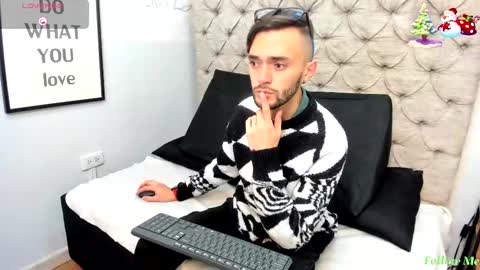 jakemagnus_ online show from 12.26.24