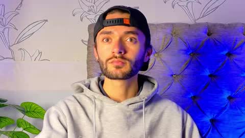 jakemagnus_ online show from 09.11.25