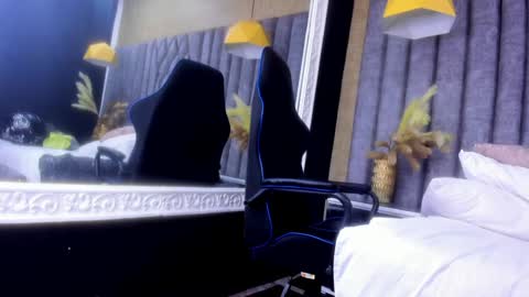 jakemoxleey online show from 12.21.24