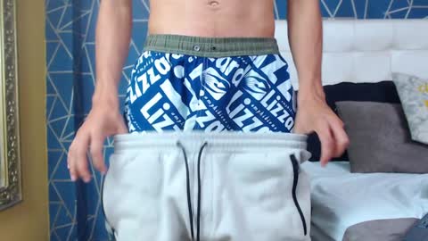 jakemoxleey online show from 01.18.25