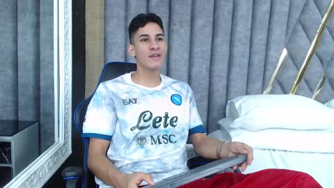 jakemoxleey online show from 01.30.25