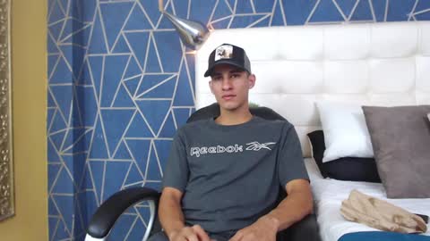 jakemoxleey online show from 02.02.25