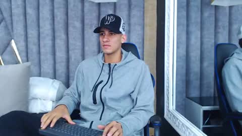 jakemoxleey online show from 02.09.25