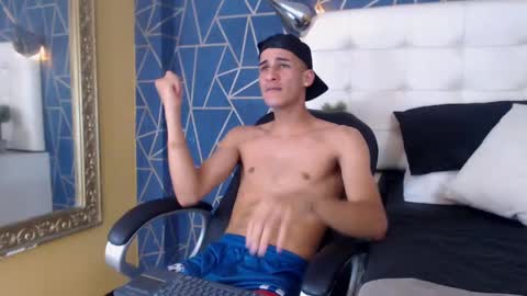 jakemoxleey online show from 02.28.25