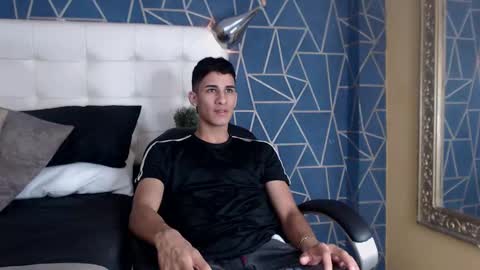 jakemoxleey online show from 03.02.25