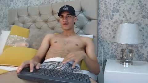 jakemoxleey online show from 03.06.25