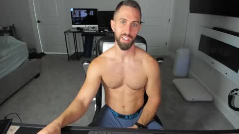 Snapshot of jakeorion chatting on 04.22.26 Jake Orion online show from 04.22.26