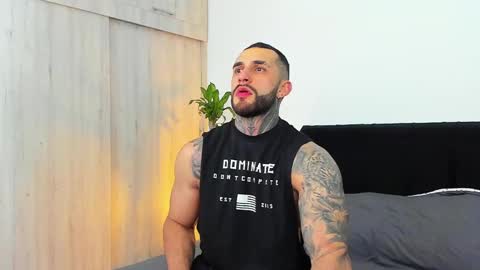 Snapshot of jakeortega chatting on 10.08.25 Jake Orthega online show from 10.08.25