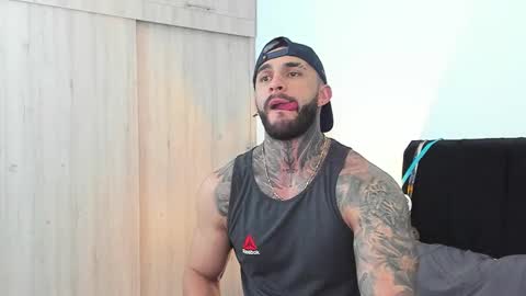 Snapshot of jakeortega chatting on 11.03.25 Jake Orthega online show from 11.03.25