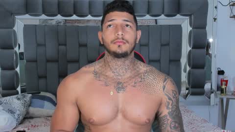 my name is sebas If you come here dont hesitate to say hello Im a guy who really likes having conversations and having hot online show from 12.07.24