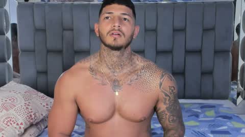 my name is sebas If you come here dont hesitate to say hello Im a guy who really likes having conversations and having hot online show from 12.22.24