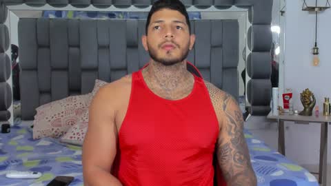 my name is sebas If you come here dont hesitate to say hello Im a guy who really likes having conversations and having hot online show from 01.24.25