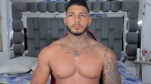 my name is sebas If you come here dont hesitate to say hello Im a guy who really likes having conversations and having hot online show from 02.01.25