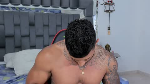 my name is sebas If you come here dont hesitate to say hello Im a guy who really likes having conversations and having hot online show from 02.05.25
