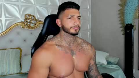 my name is sebas If you come here dont hesitate to say hello Im a guy who really likes having conversations and having hot online show from 03.01.25
