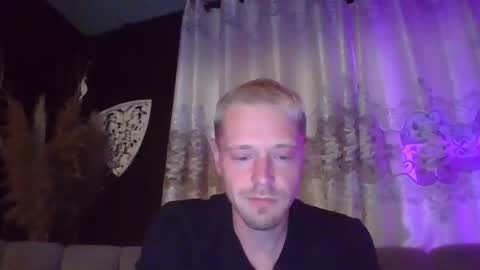 jakjakrabbit online show from 10.08.25