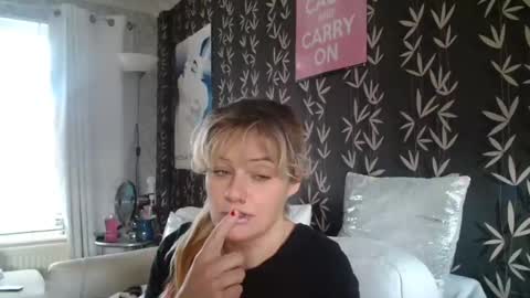 JAKKI LOUISE pornstar online show from 03.12.25