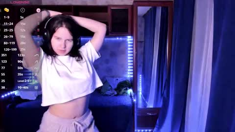 Snapshot of jaleesasabaj chatting on 11.10.25 Lisa online show from 11.10.25